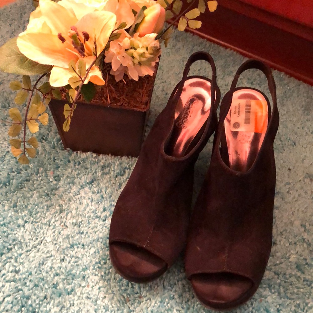 Black suede wedges